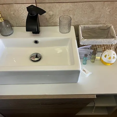 Pommy House Appartement *