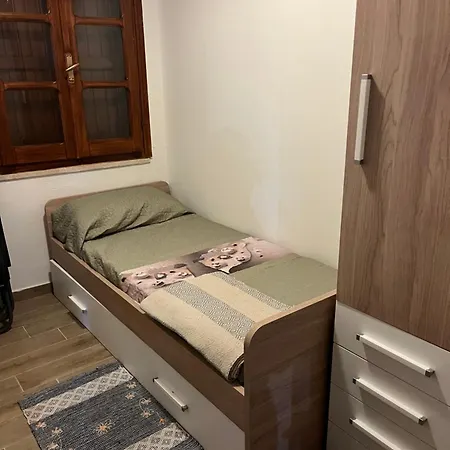 Pommy House Apartment *